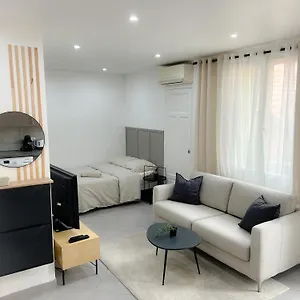 Republique Apartment